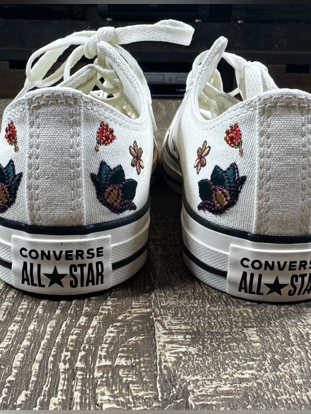 Converse ALL STAR CHUCK TAYLOR Krem Floral Sneakers W9.5 NWOT - Picture 10 of 15
